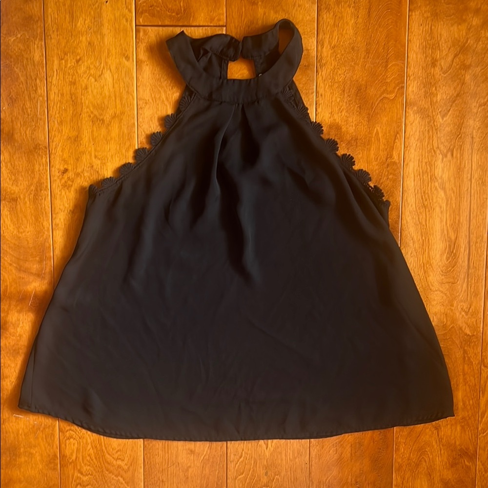 Peach Royal Black Sleeveless High-Neck Top Size S scalloped edging, lightweight